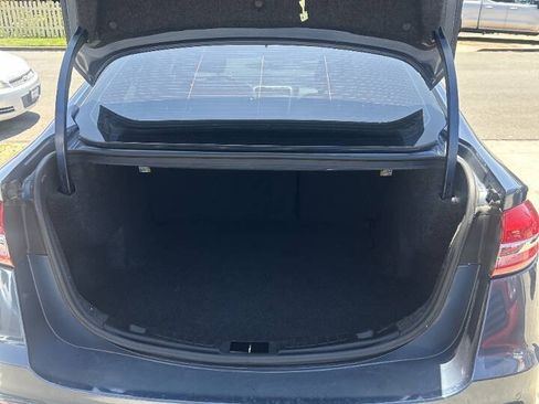 Used 2019 Ford Fusion SE FWD image 20