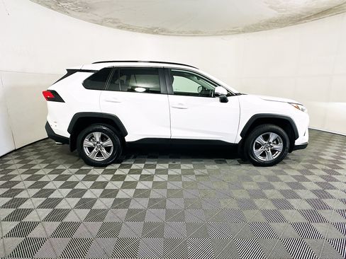 Used 2025 Toyota RAV4 XLE w/ Convenience Package FWD image 2