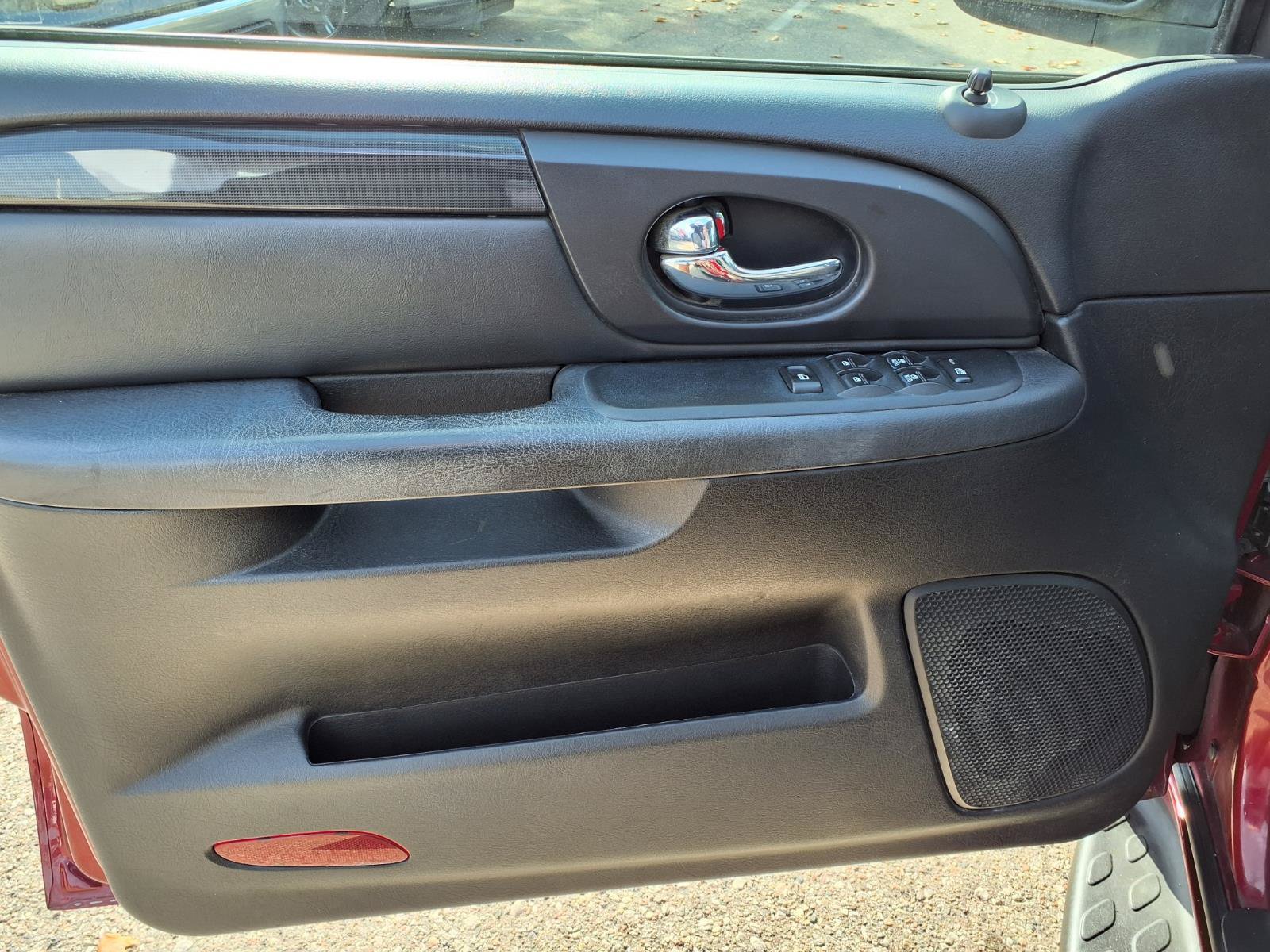 Used 2007 GMC Envoy SLE AWD/4WD image 14