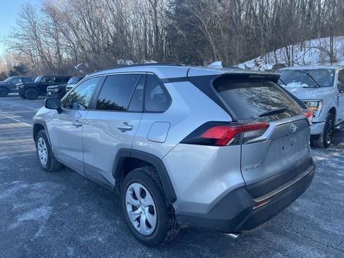 Used 2021 Toyota RAV4 LE image 6