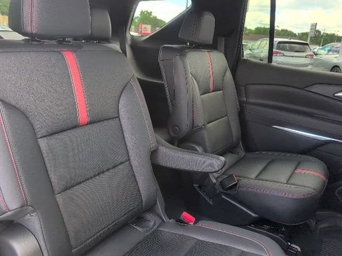Used 2024 Chevrolet Traverse RS w/ LPO, Floor Liner Package AWD/4WD image 52