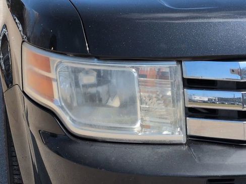 Used 2011 Ford Flex SEL image 9