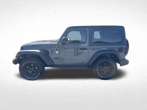 Used 2021 Jeep Wrangler Sport AWD/4WD image 2