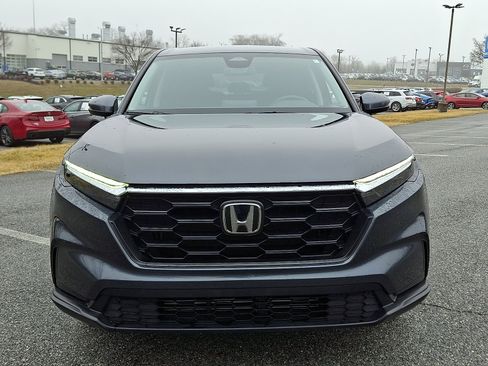 Used 2025 Honda CR-V LX image 2