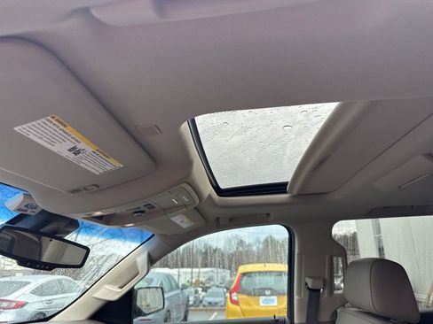 Used 2018 Chevrolet Tahoe Premier image 24