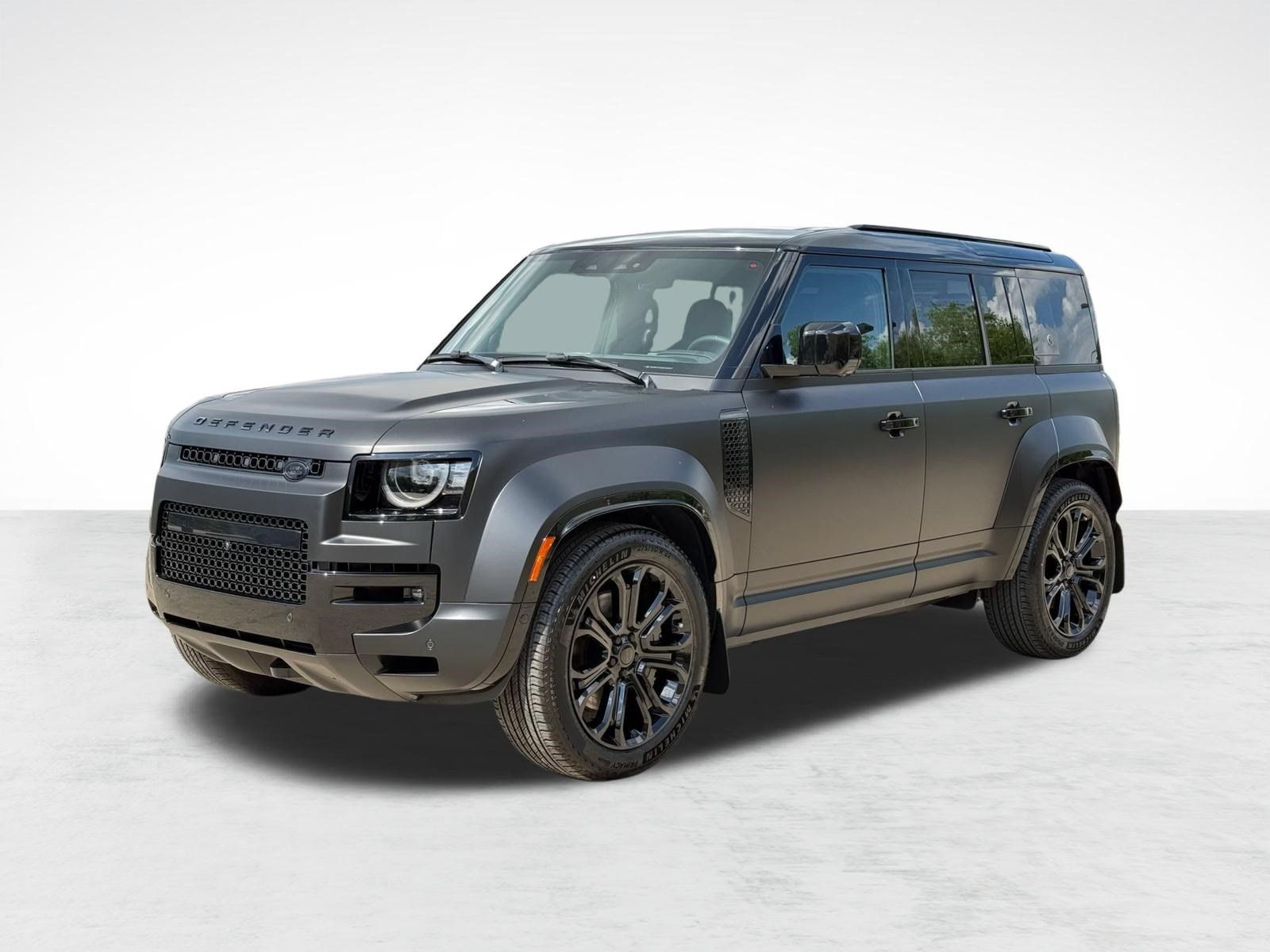 New 2026 Land Rover Defender 110 OCTA AWD/4WD image 1