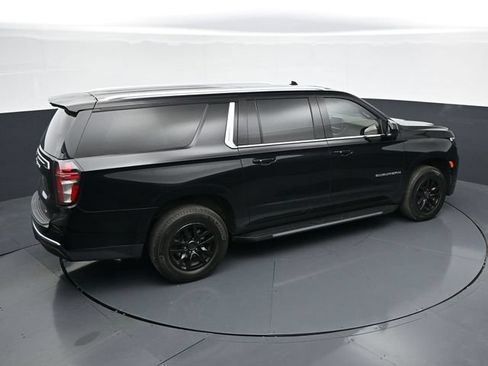 Used 2021 Chevrolet Suburban LT AWD/4WD image 41