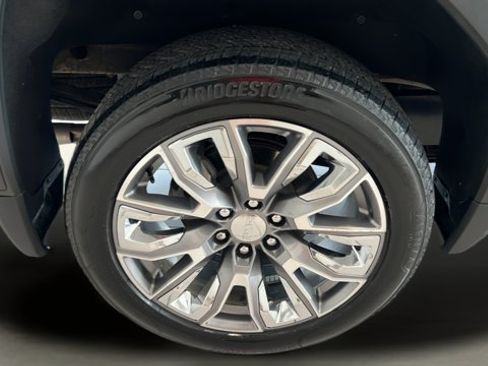 Used 2024 GMC Sierra 1500 Denali AWD/4WD image 24