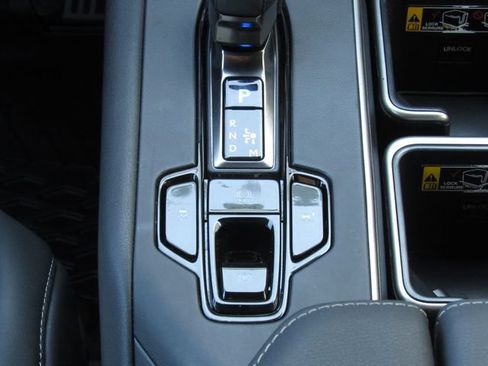 Used 2024 Lexus TX 500h AWD image 36