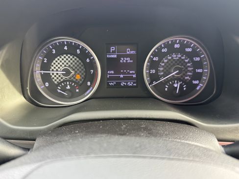 Used 2019 Hyundai Elantra SE w/ Cargo Package image 14