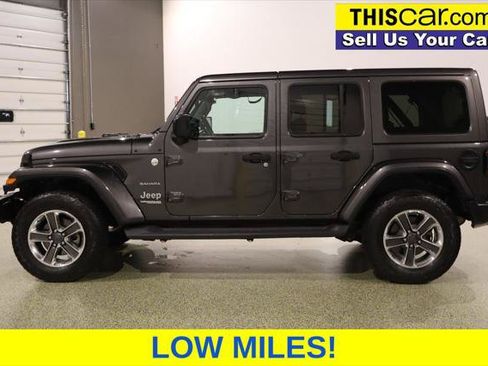 Used 2020 Jeep Wrangler Unlimited Sahara AWD/4WD image 5