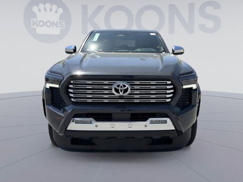 New 2025 Toyota Tacoma Limited AWD/4WD image 11