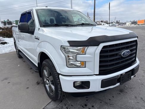 Used 2015 Ford F150 XLT w/ Equipment Group 302A Luxury image 4