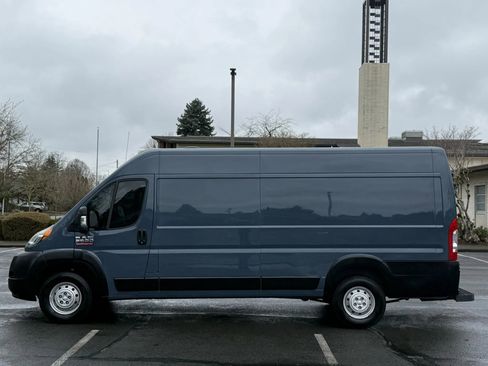 Used 2020 RAM ProMaster 3500 FWD image 2