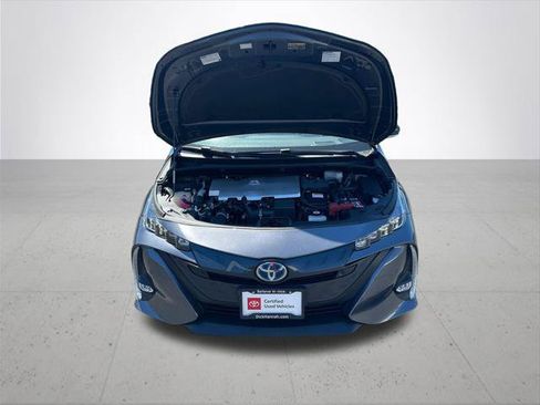 Certified 2018 Toyota Prius Prime Advanced FWD image 5