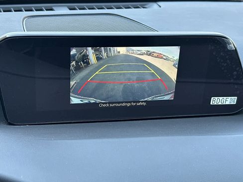 Used 2021 MAZDA MAZDA3 s image 19