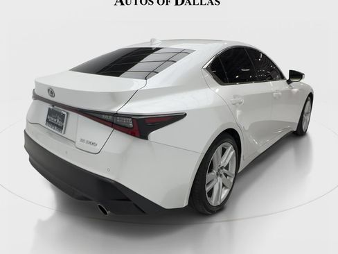 Used 2025 Lexus IS 300 w/ Comfort Package RWD image 7