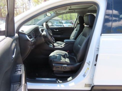 Used 2017 GMC Acadia SLT AWD/4WD image 27