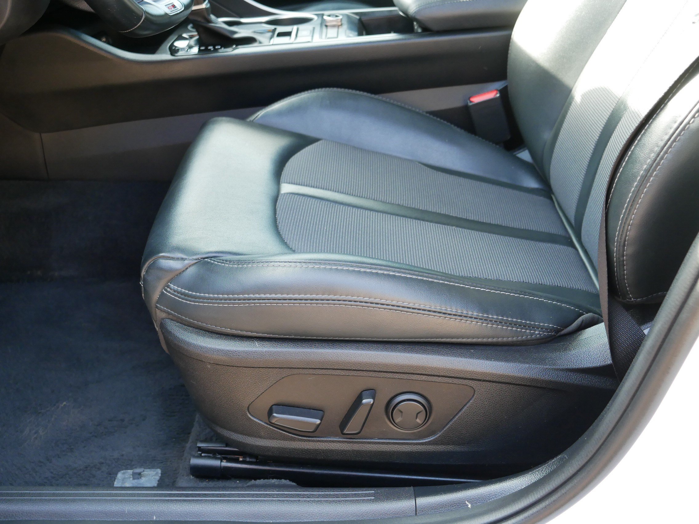 Used 2022 Kia K5 GT-Line w/ GT-Line FWD Premium Package image 20
