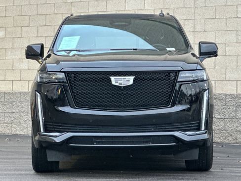 Used 2023 Cadillac Escalade Sport w/ Touring Package image 9