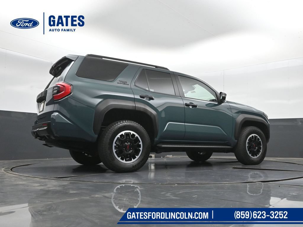 Used 2025 Toyota 4Runner TRD Off-Road Premium w/ Tow Technology Package AWD/4WD image 40
