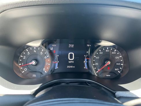 Used 2025 Jeep Compass Latitude AWD/4WD image 39
