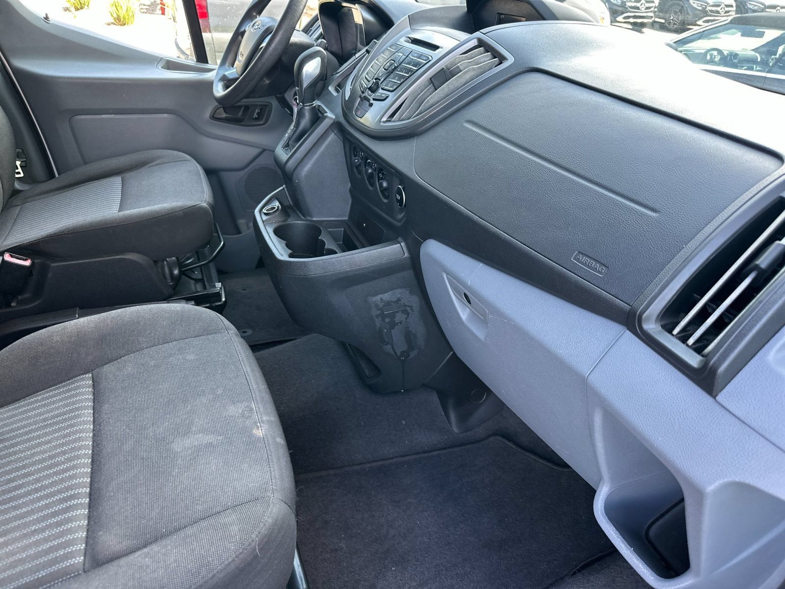 Used 2018 Ford Transit 350 XLT RWD image 17