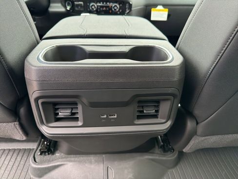 New 2026 Chevrolet Silverado 1500 LT Trail Boss w/ Convenience Package II AWD/4WD image 19