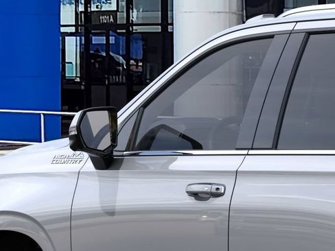 New 2026 Chevrolet Tahoe High Country AWD/4WD image 12