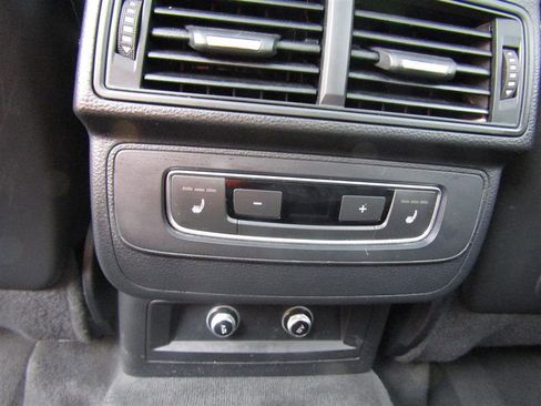 Used 2018 Audi Q7 3.0T Premium Plus image 37