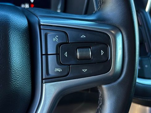 Used 2024 Chevrolet Suburban Premier image 15