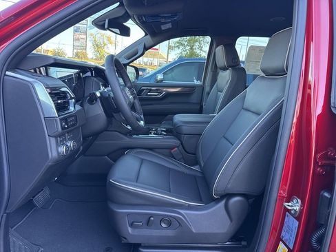 New 2026 GMC Yukon XL Elevation w/ LPO, Elevation Black Package image 17