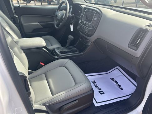 Used 2021 Chevrolet Colorado W/T image 16