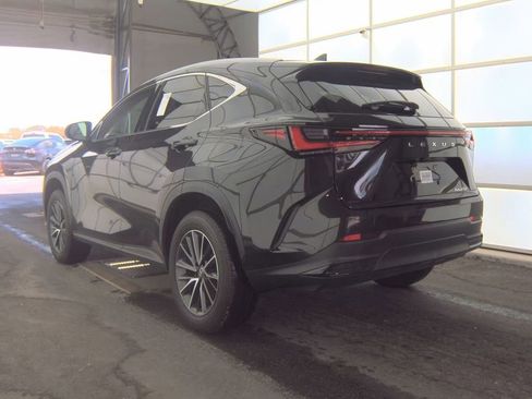 Used 2024 Lexus NX 250 FWD w/ Cold Area Package image 9