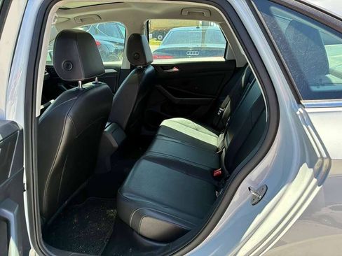 Used 2019 Volkswagen Jetta SE FWD image 11