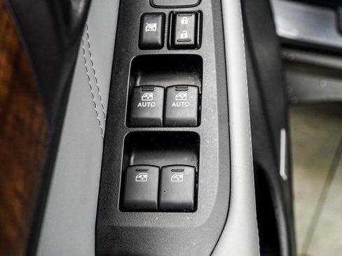 Used 2019 Subaru Outback 2.5i Limited w/ Popular Package #2 image 31