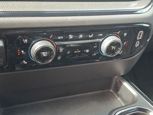 Used 2024 Chevrolet Silverado 1500 ZR2 image 15