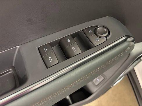 New 2026 GMC Acadia AT4 w/ Super Cruise Package image 22