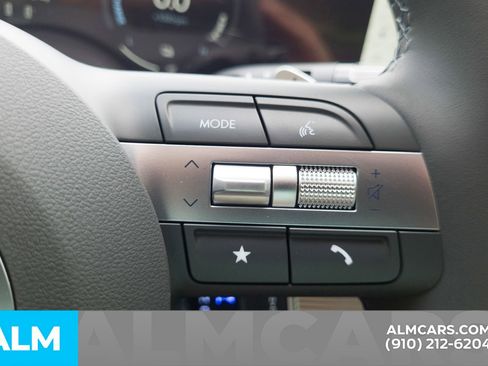 Used 2025 Hyundai Sonata Limited FWD image 30