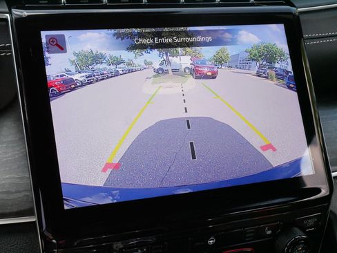 Used 2025 Jeep Grand Cherokee Limited w/ Trailer Tow Package AWD/4WD image 30