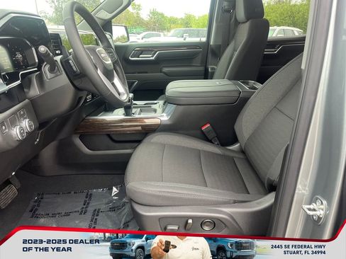 New 2026 GMC Sierra 1500 Elevation image 9