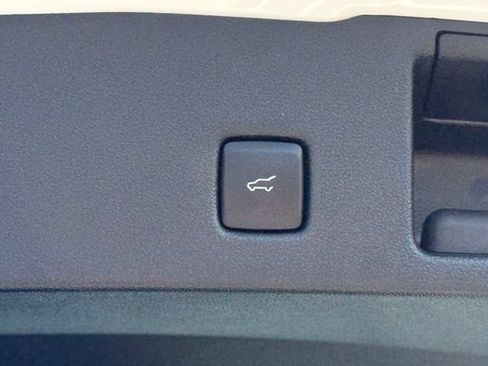 Certified 2024 Ford Escape ST-Line Elite AWD/4WD image 29