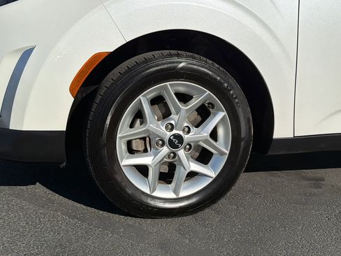 Used 2023 Kia Soul LX w/ Option Group 015 image 9