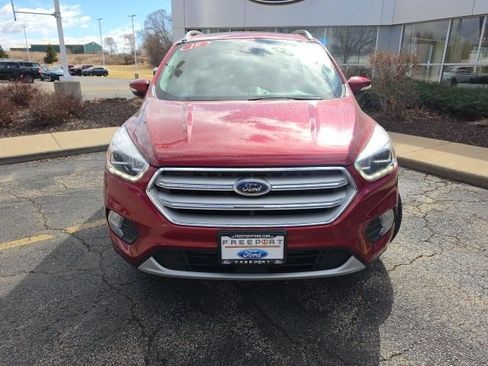 Certified 2019 Ford Escape Titanium image 3