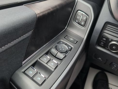 New 2026 Ford F250 Lariat w/ Black Appearance Package AWD/4WD image 24
