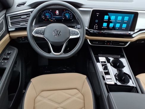 New 2026 Volkswagen Atlas Cross Sport SE image 17