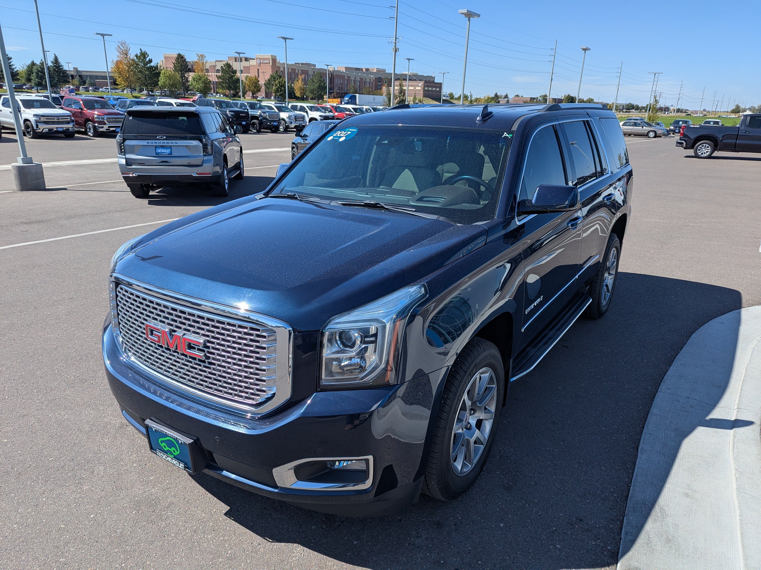 Certified 2017 GMC Yukon Denali w/ Open Road Package AWD/4WD image 8