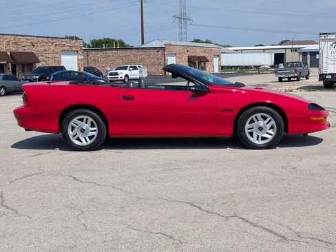 Used 1994 Chevrolet Camaro Z28 RWD image 27