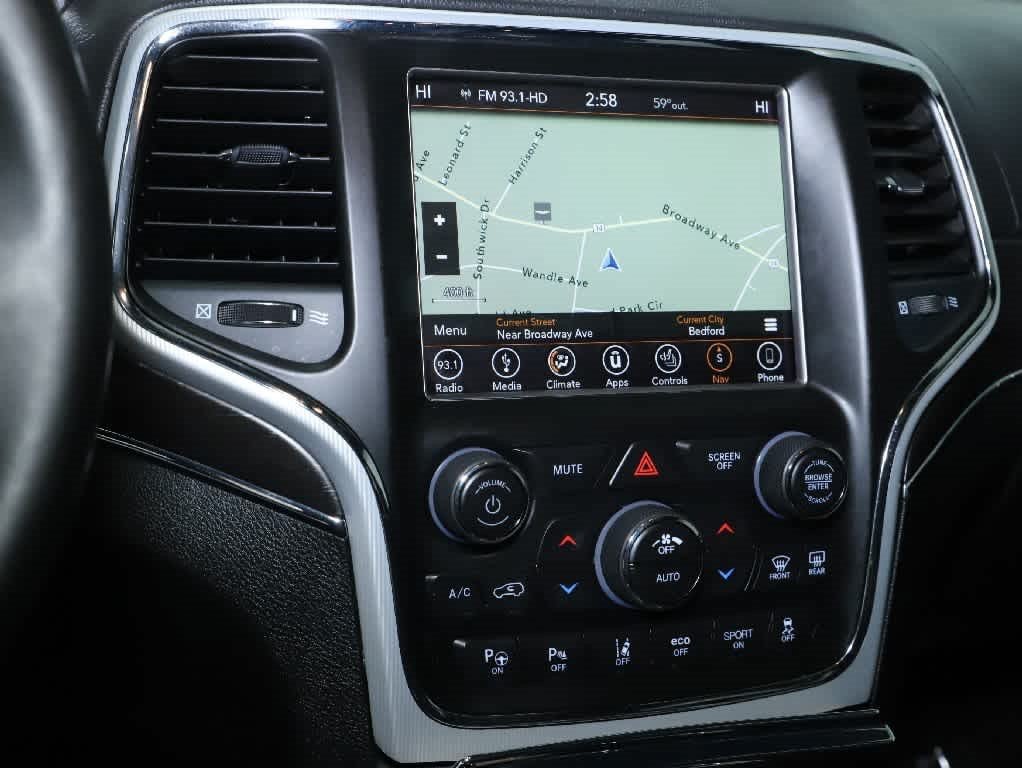 Used 2018 Jeep Grand Cherokee Limited AWD/4WD image 27