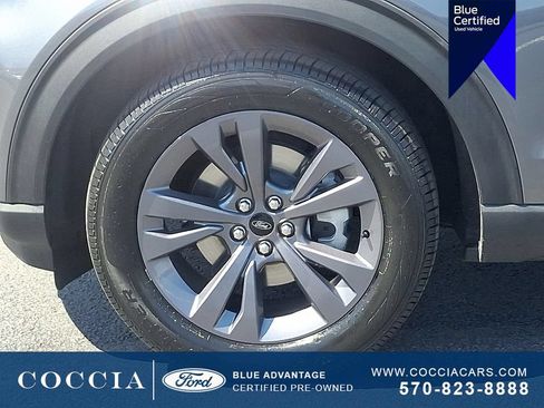 Certified 2023 Ford Explorer XLT w/ Equipment Group 202A AWD/4WD image 8